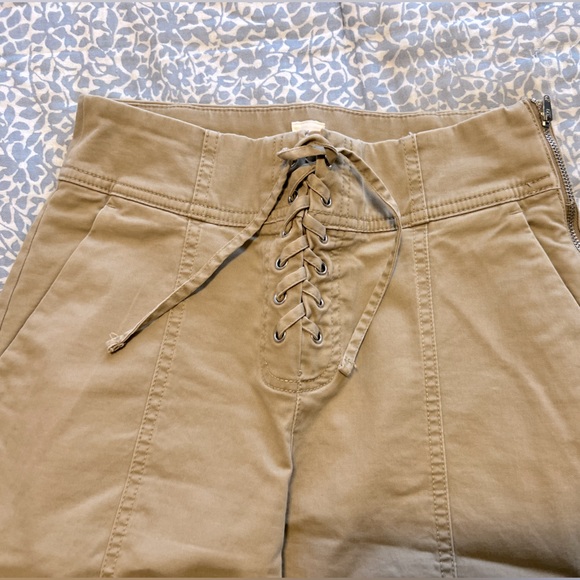 Gap Khaki Wide Leg - Picture 1 of 7